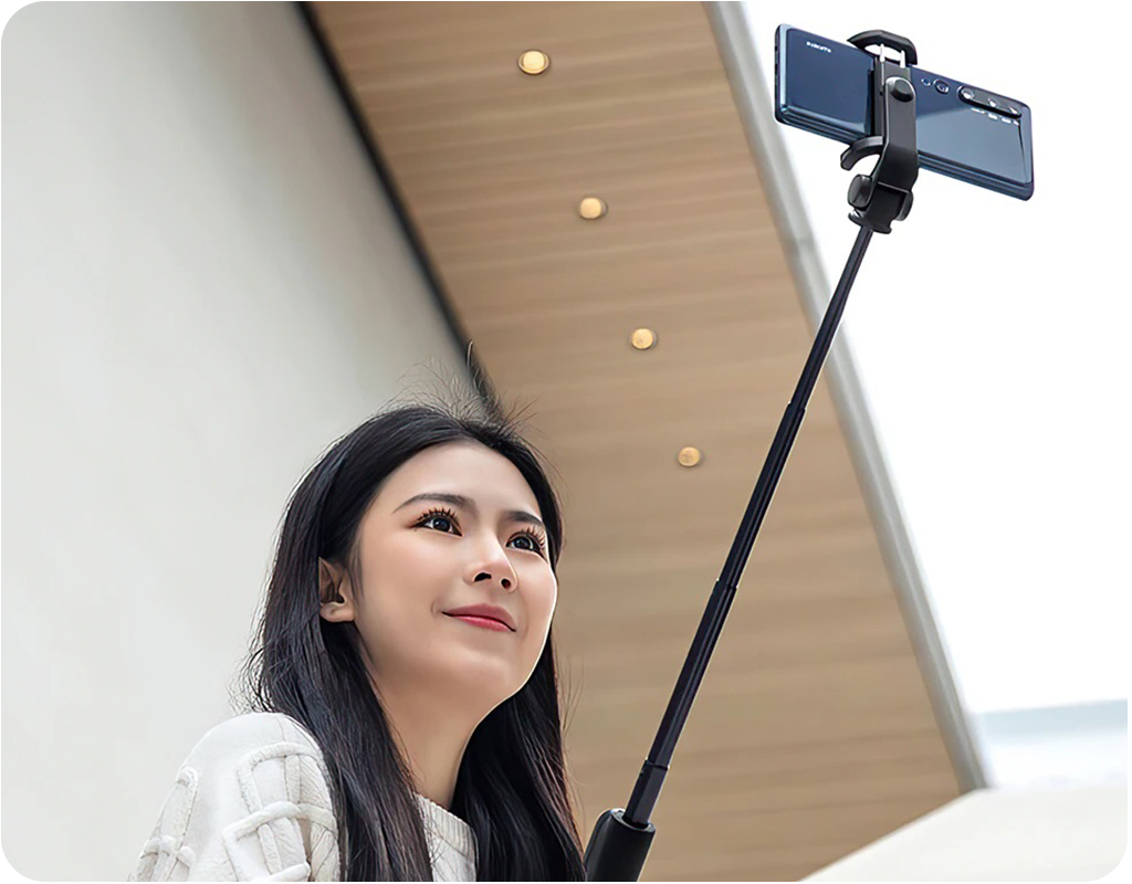 Mi Bluetooth Zoom Selfie Stick Tripod 4.png
