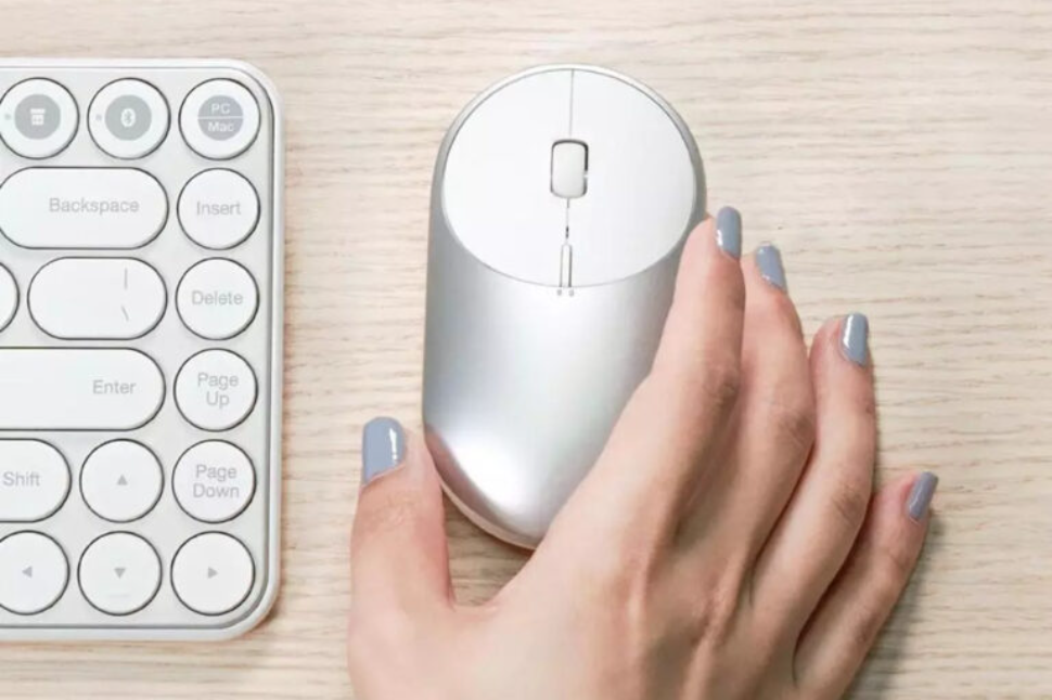 Xiaomi-Mi-Portable-Mouse-2-Silver.png Xiaomi-Mi-Portable-Mouse-2-Silver.png