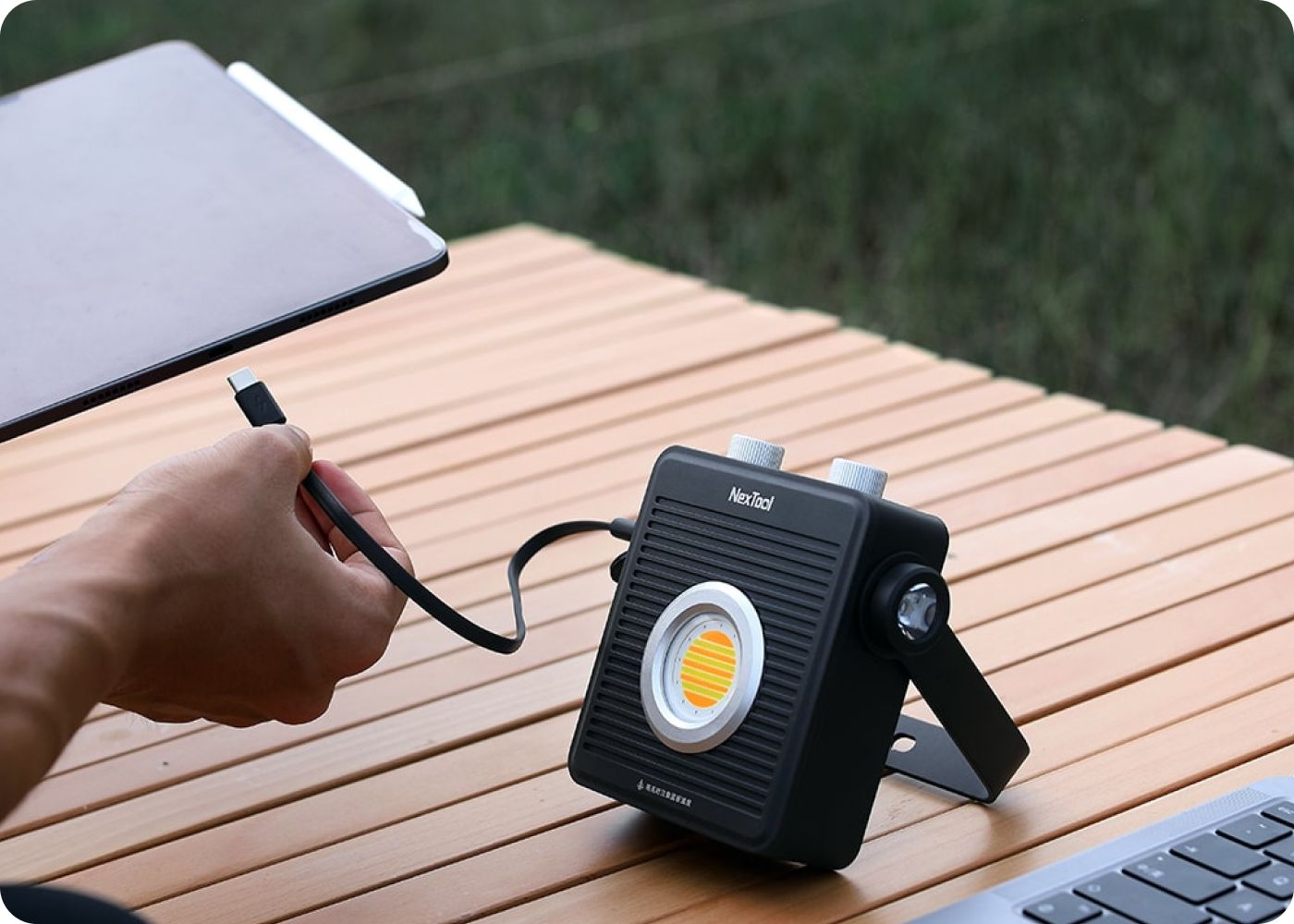 фонарь от которого можно подзарядить смартфон xiaomi nextool outdoor light фонарь от которого можно подзарядить смартфон